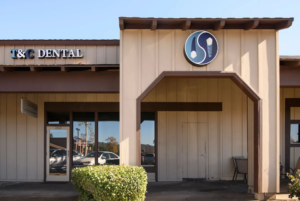 Town and Country Dental photo 6