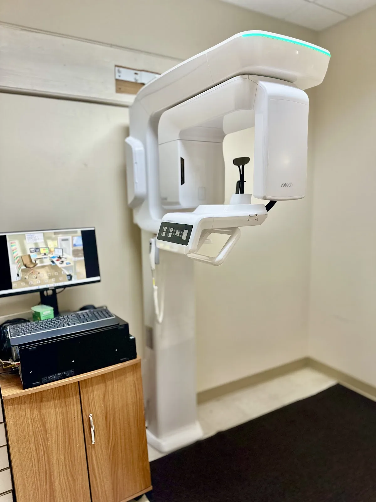 Dr. Uma Patel DDS photo 2