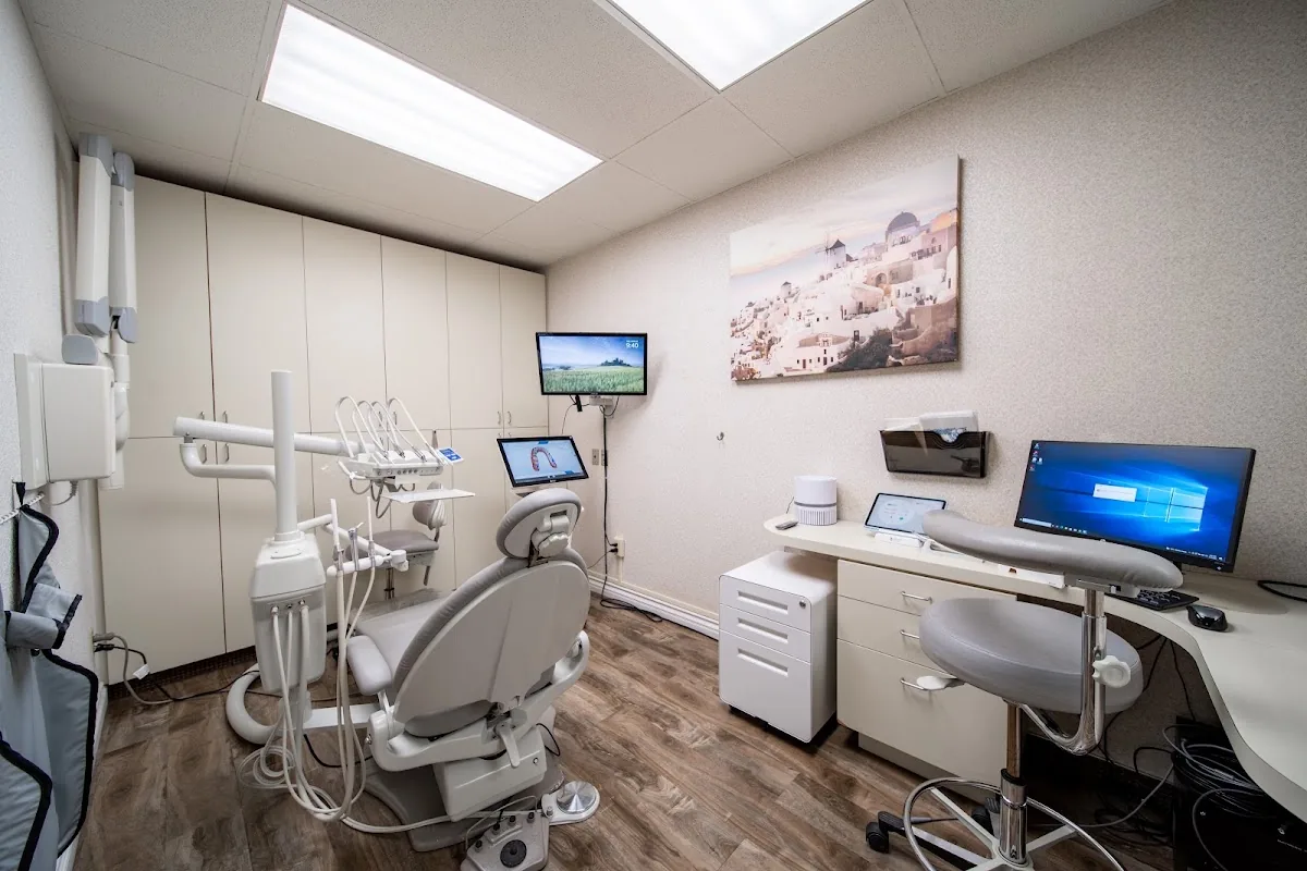 Cleopatra Dental | Huntington Beach Dentist photo 3