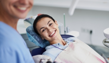 Pearly White Dental photo 1