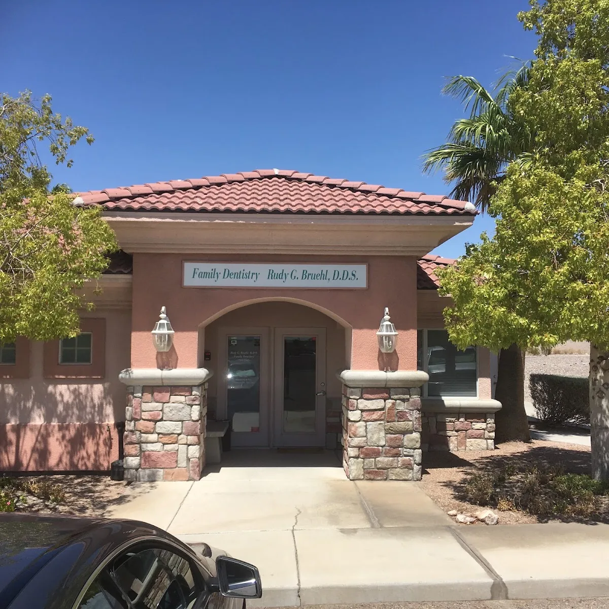 BullheadCityDentist.com photo 3
