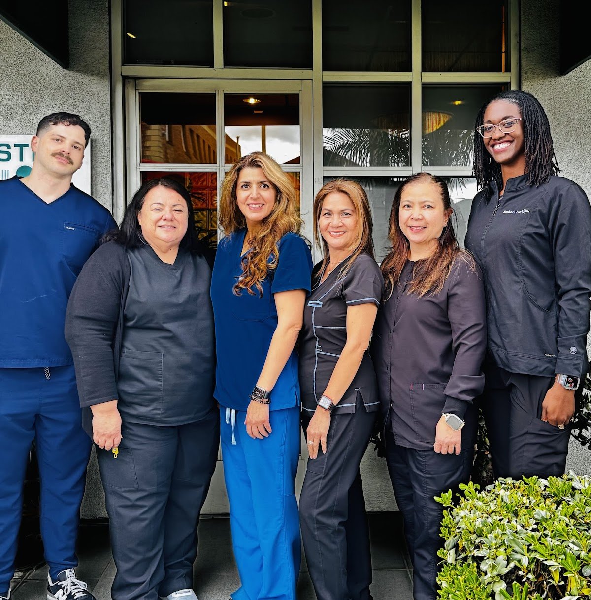 Salem Dentistry: Roxana Salem, DDS photo 4