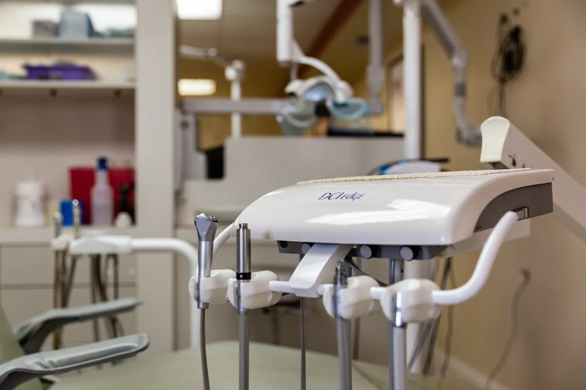 iSmile Dental and Implants photo 5