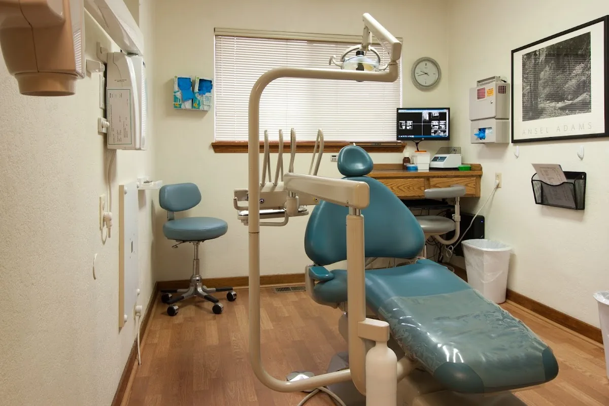 McMinnville Family Dental | Ken Wylie, DMD photo 3