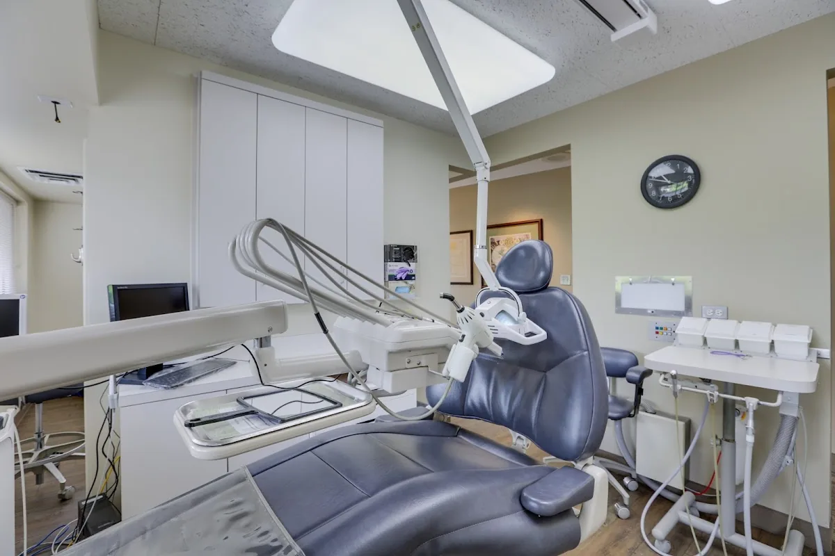 Lowry Advanced Dentistry photo 4