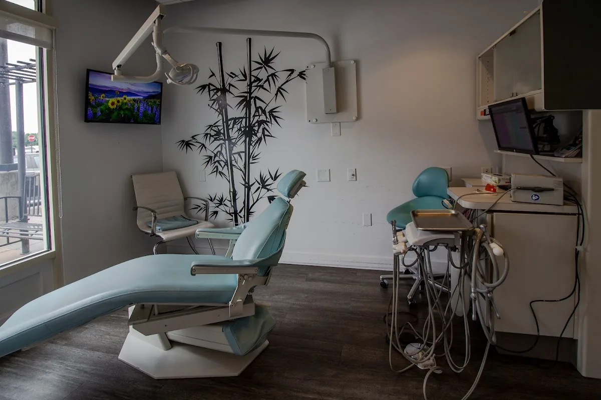 Lowry Main Street Dental photo 2