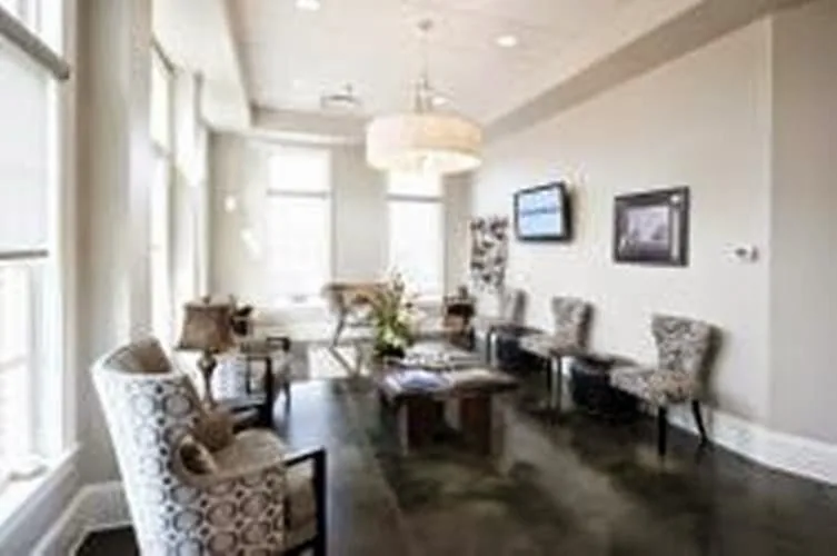 Crabapple Dental: Dr. Sarah Roberts photo 6