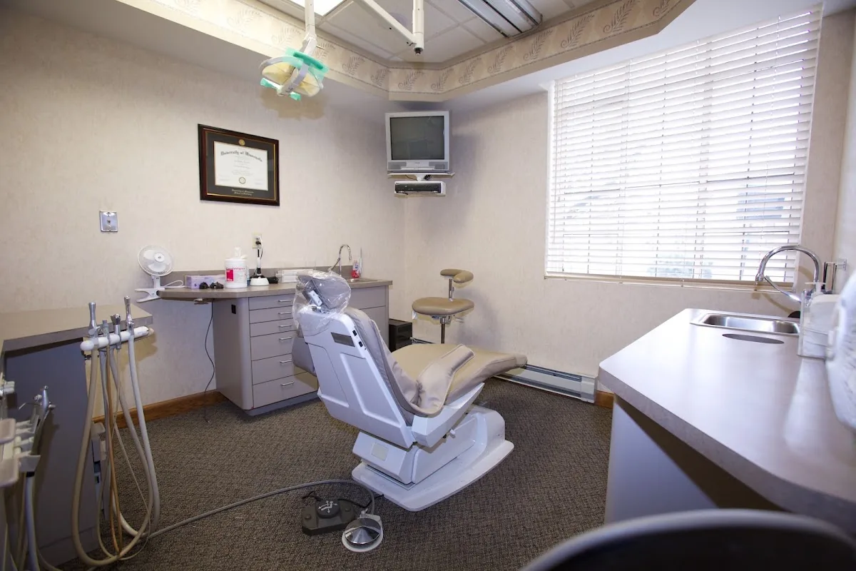 Complete Family Dentistry, East Broadway, Waukesha, WI, USA photo 2