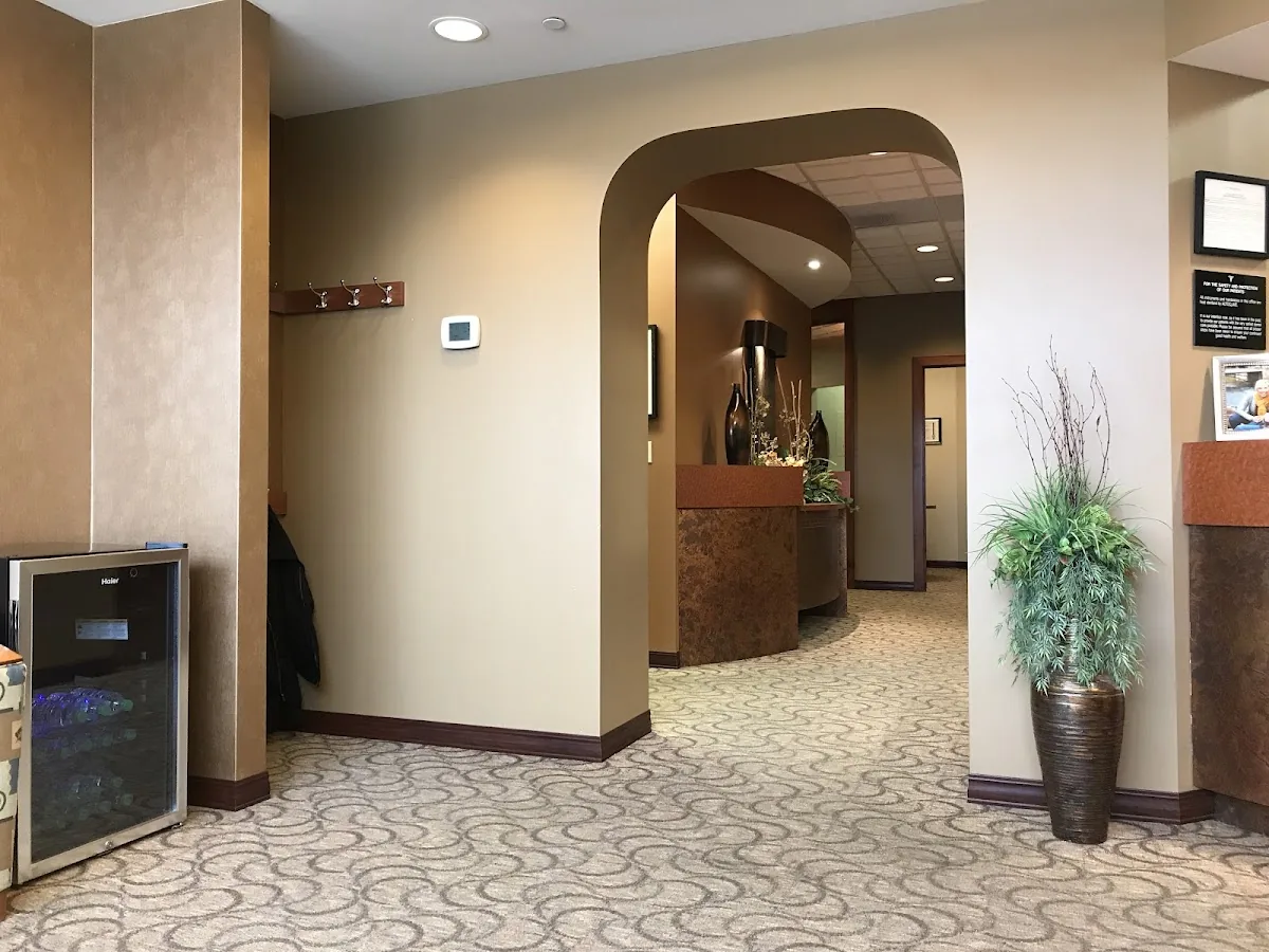 Summit Square Dental photo 4