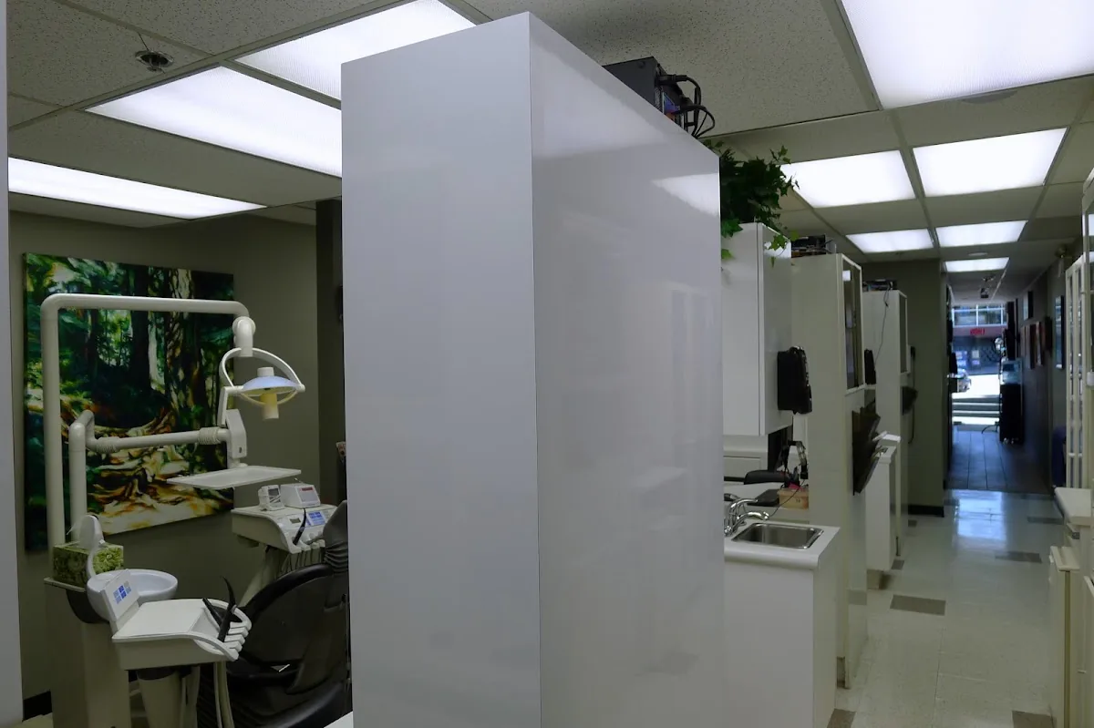 Fourth Avenue Dental Clinic photo 4