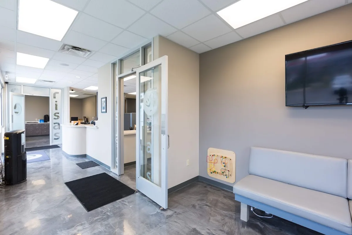 Risas Dental and Braces - Denver South photo 5