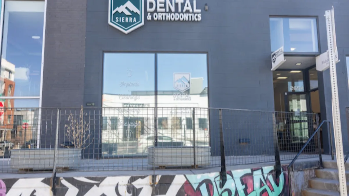 Sierra Dental & Orthodontics River North photo 2