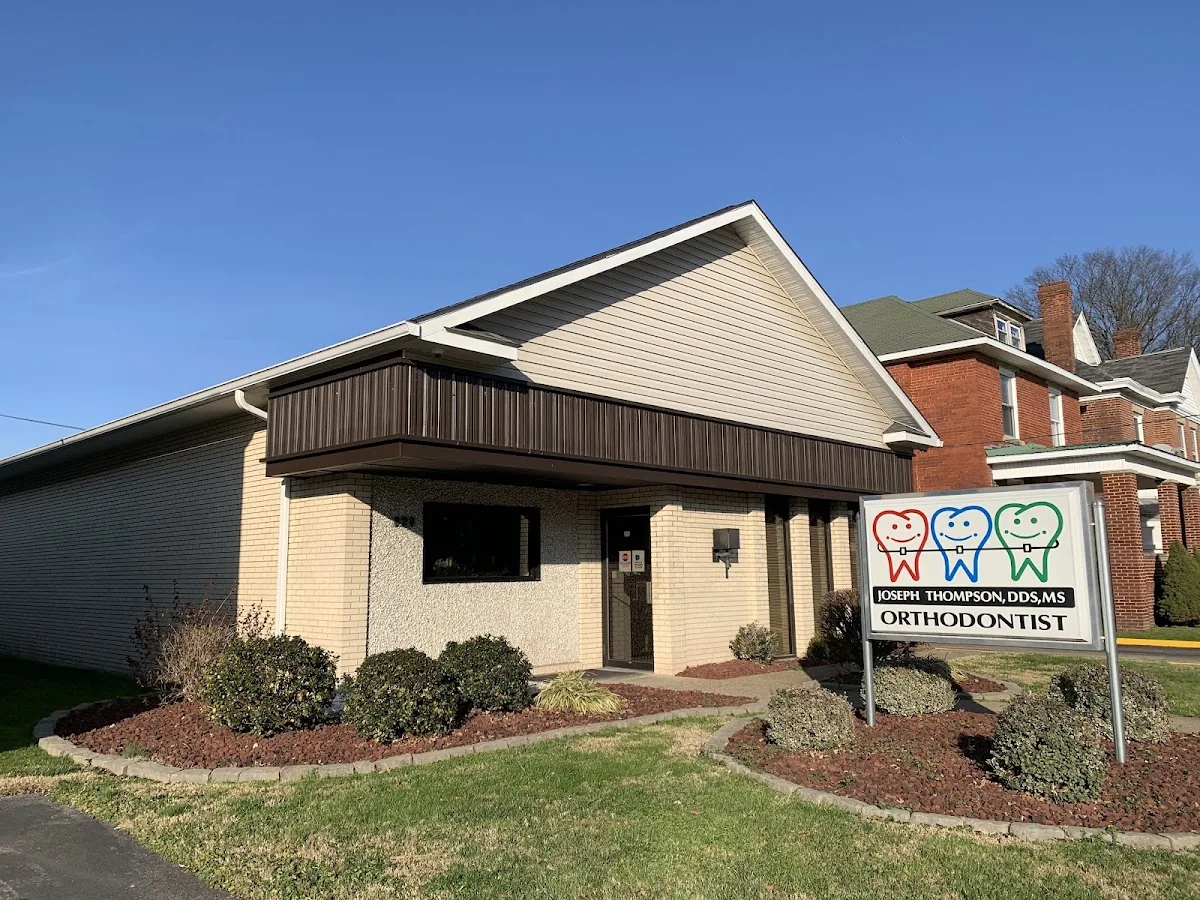 Dr Joseph H Thompson DDS MS photo 2