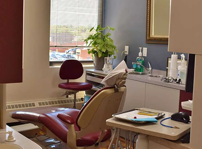 Thomas E Ouellette, DDS PC photo 3