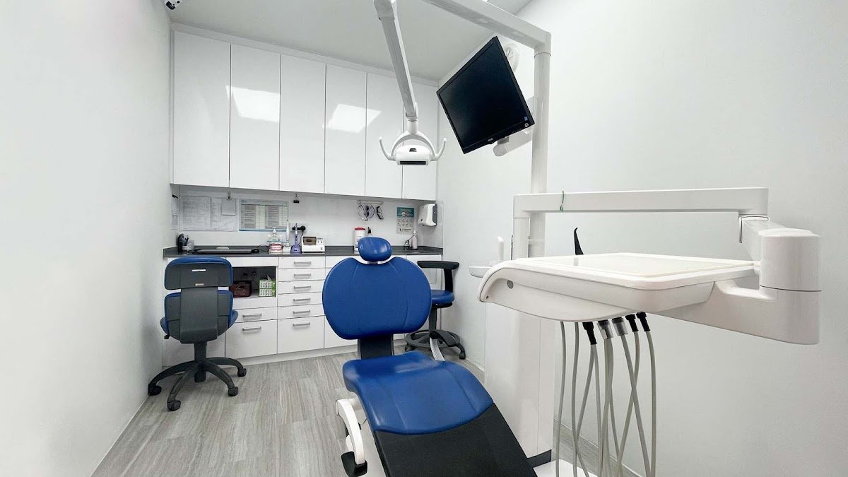 Advanced Dental Bedok photo 4