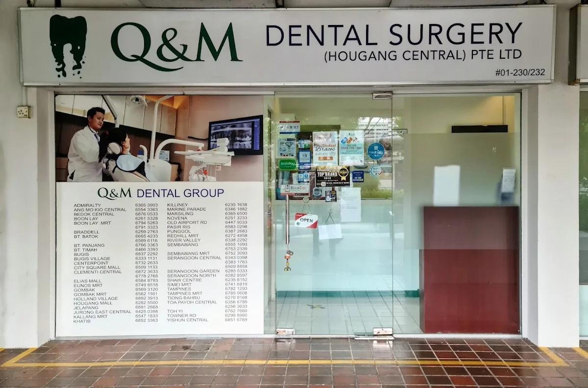 Q & M Dental Surgery (Hougang Central) photo 2