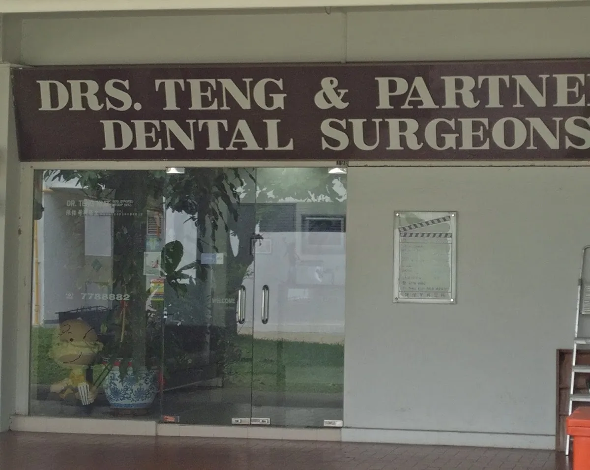 Drs Teng & Partners Dental Surgeon photo 2