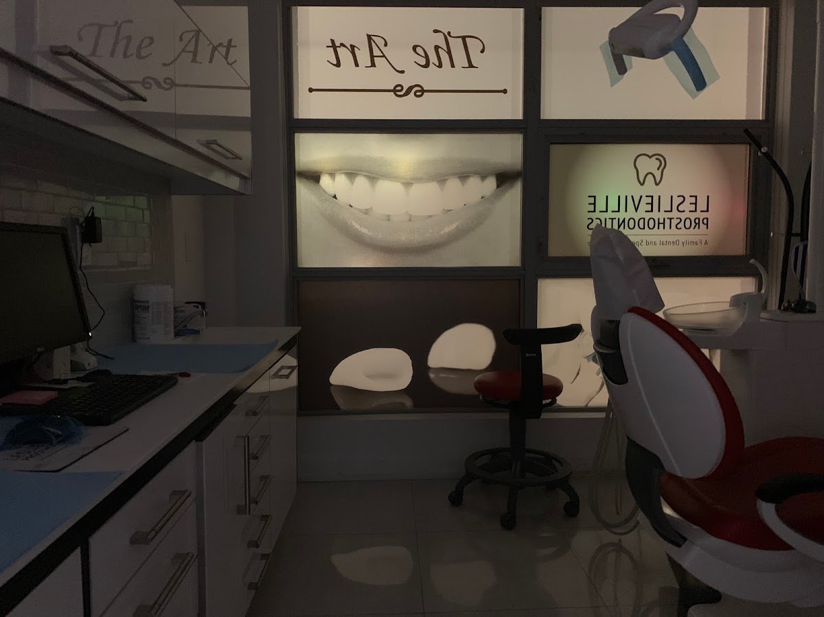 Leslieville Prosthodontics photo 3