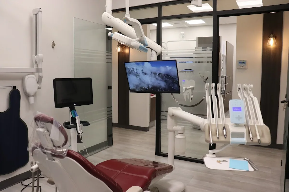 Deer Valley Dental photo 3
