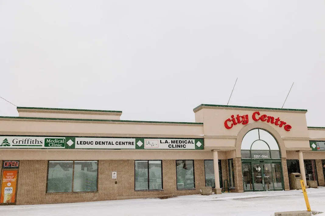 Leduc Dental Centre / Dr. Ross Sturmay photo 2