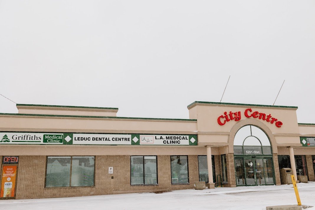 Leduc Dental Centre / Dr. Ross Sturmay photo 1