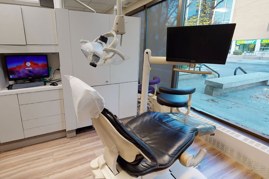 7th Street Dental Centre photo 1