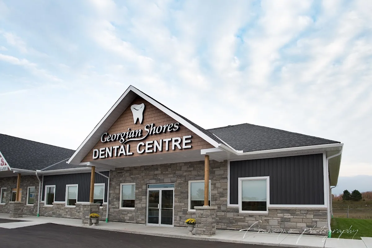 Georgian Shores Dental Centre photo 3