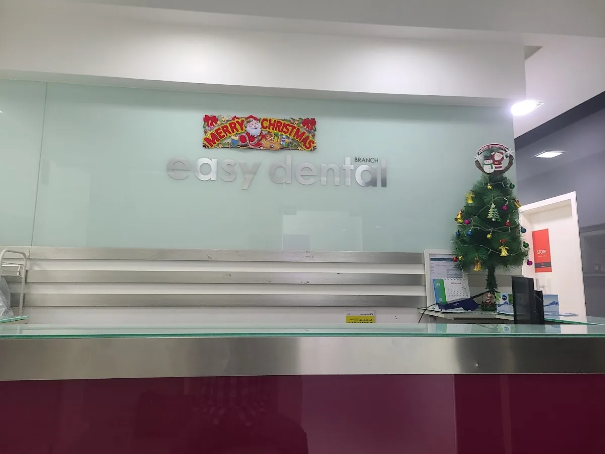 Easy Dental Clinic Satwa, Dubai Braces, Filling, Best Dentist whitening teeth, tooth removal photo 3