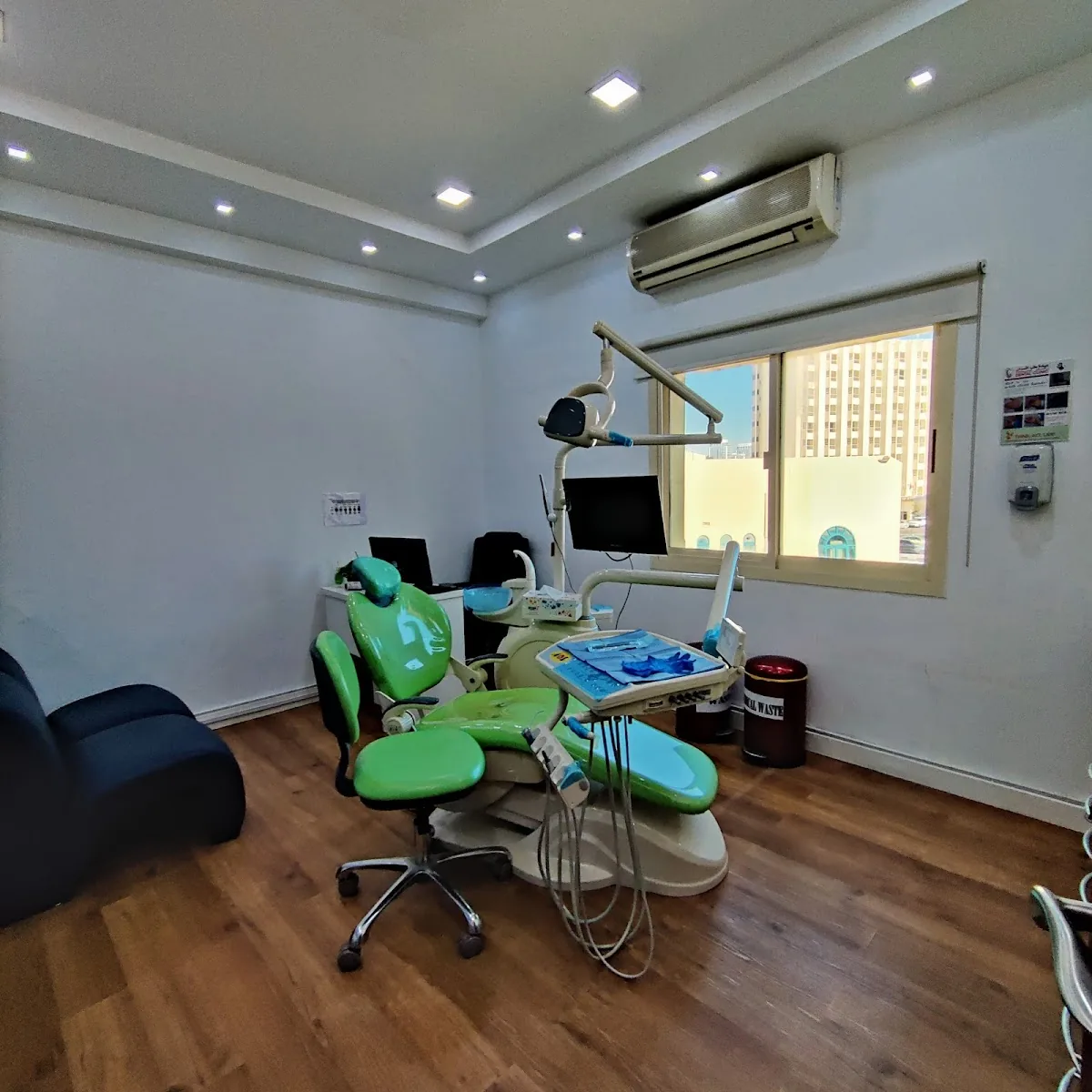 Dr. Mohamed Rafi Dental Clinic photo 2