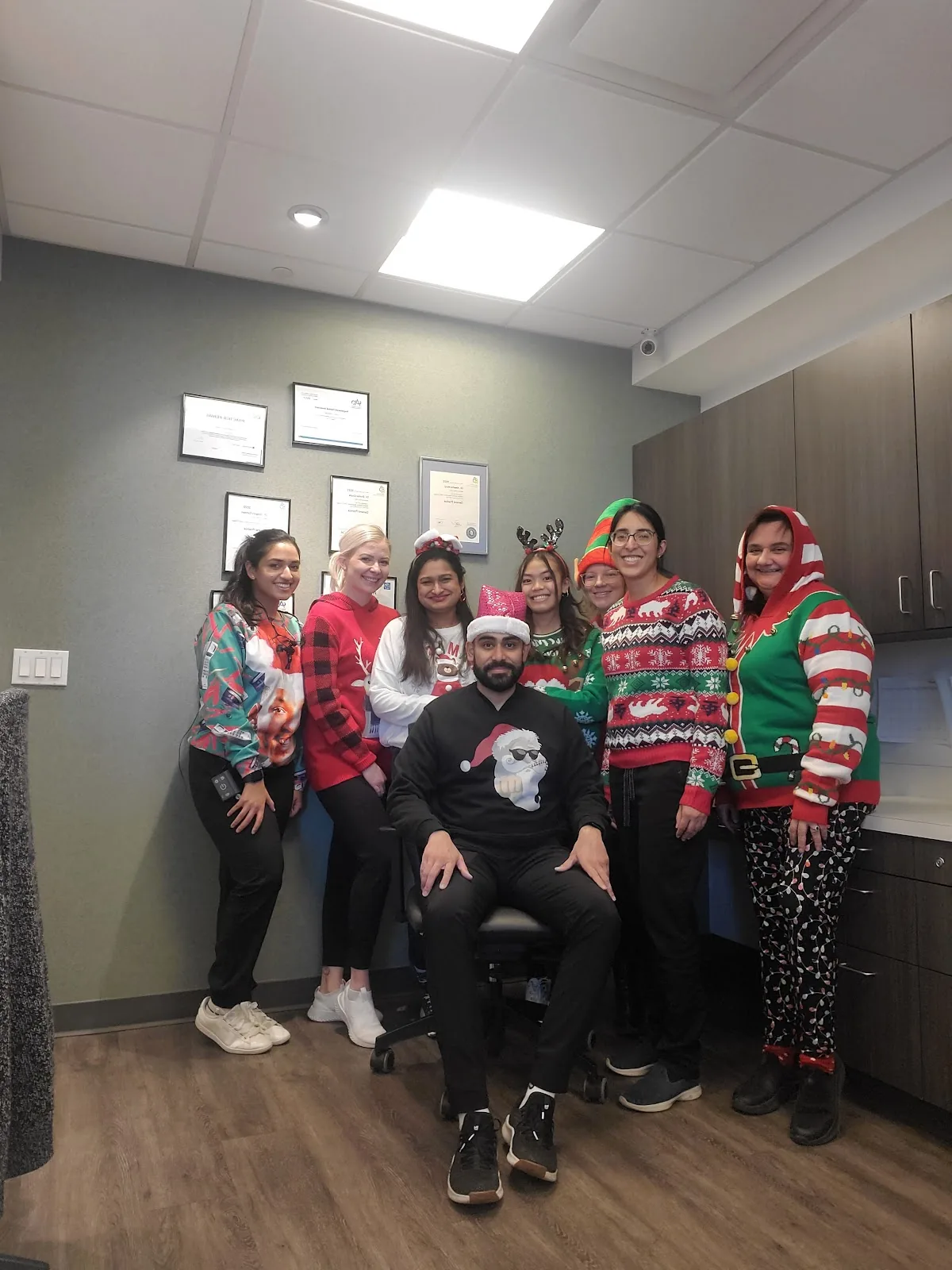 East Hills Dental Clinic photo 4