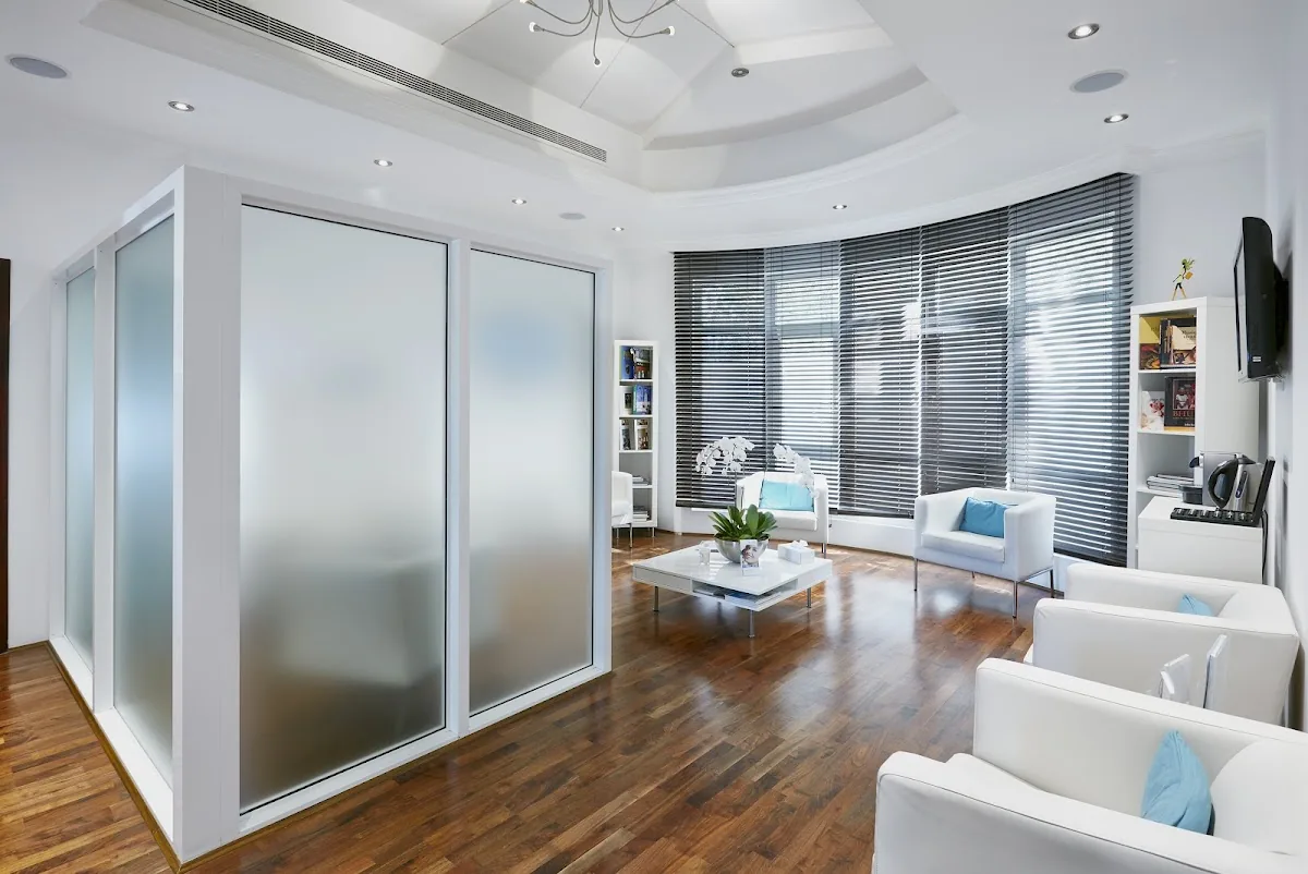 Dr. Roze & Associates Dental Clinic photo 5