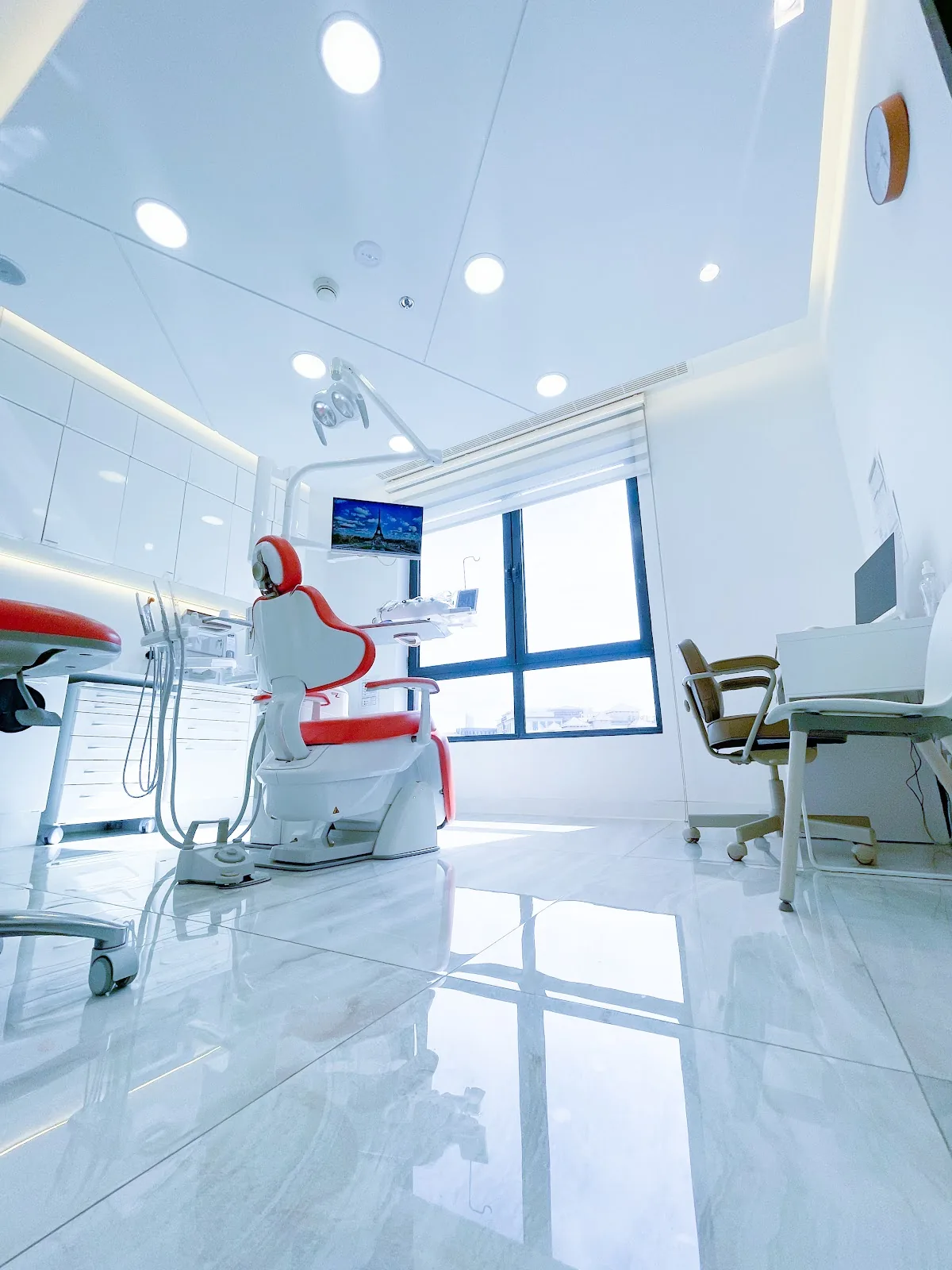 French Dental Clinic photo 5