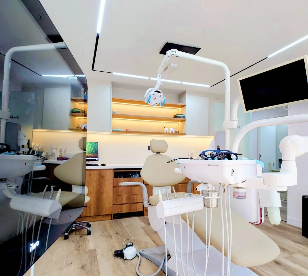 HEY Dental Clinic - DMCC photo 2