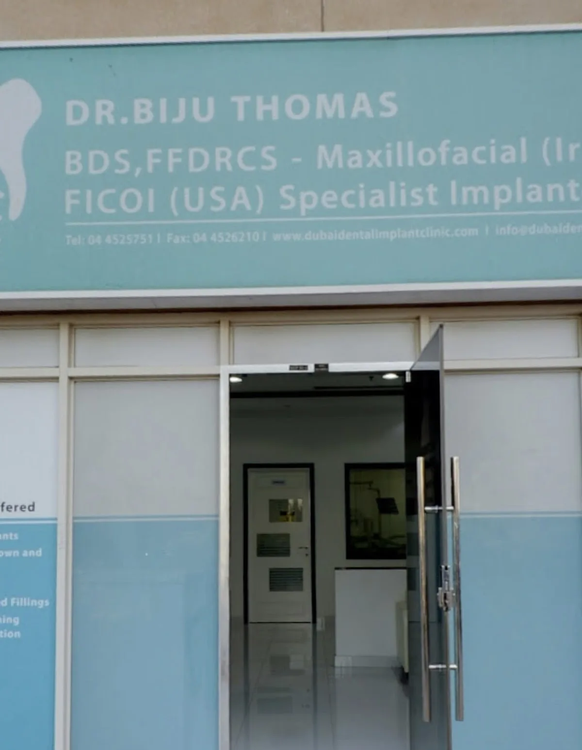 Dr. Thomas Dental Implant Clinic DMCC photo 3