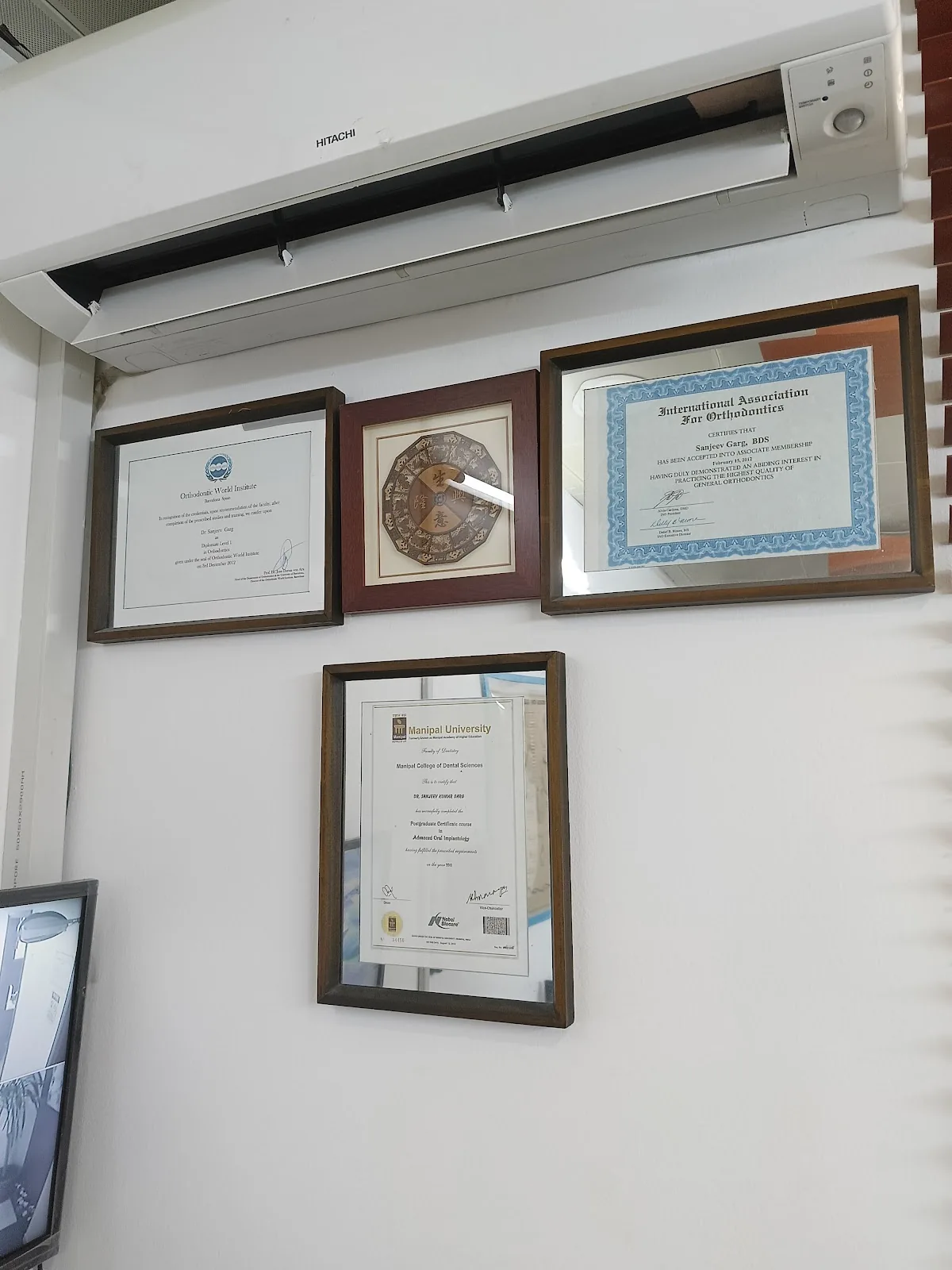 Axis Dental Clinic photo 5