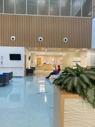 Dr. Luis Gavin (Dental Maxillofacial Aesthetic) photo 5