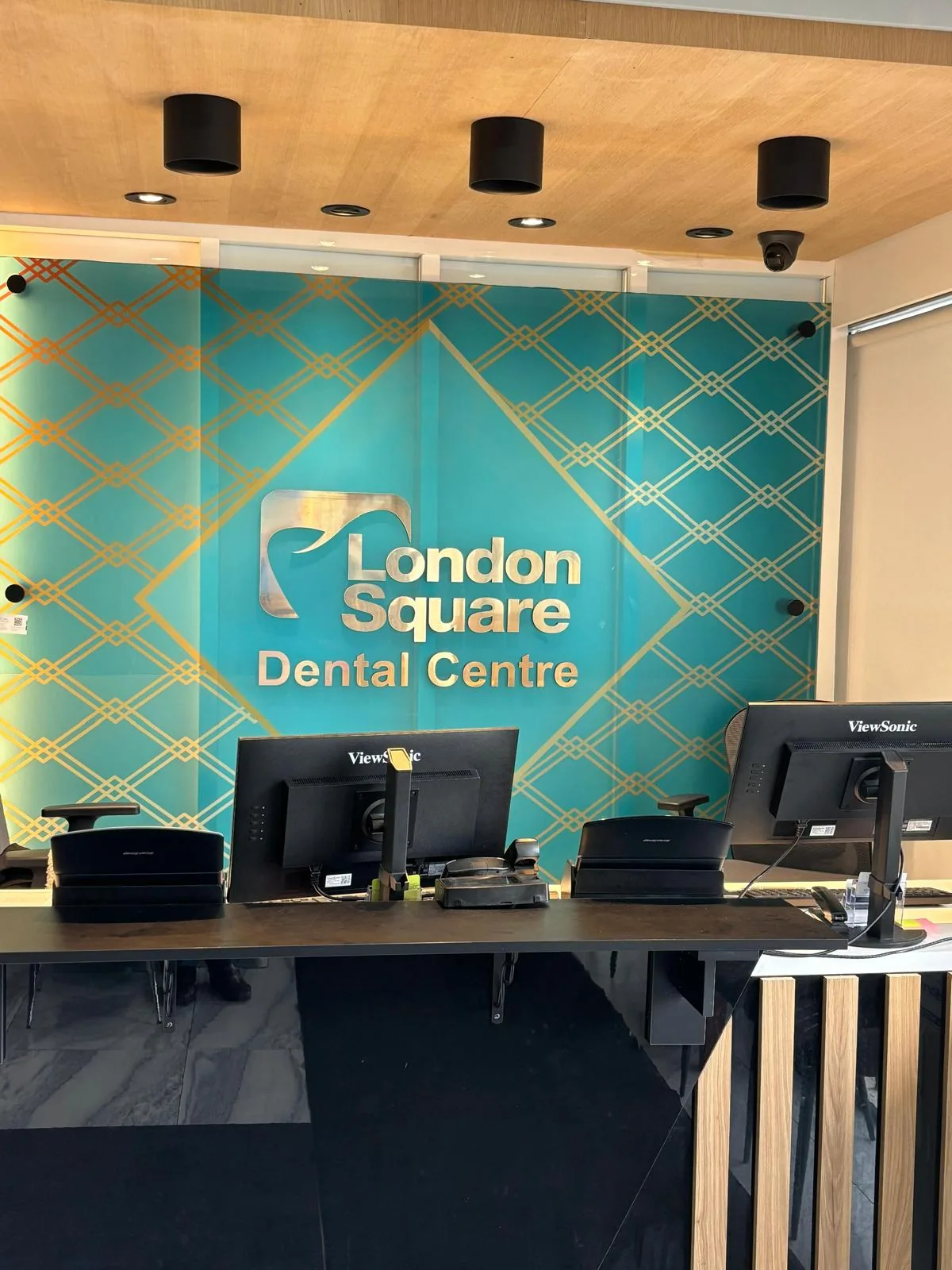Calgary Dentist | London Square Dental Centre photo 6