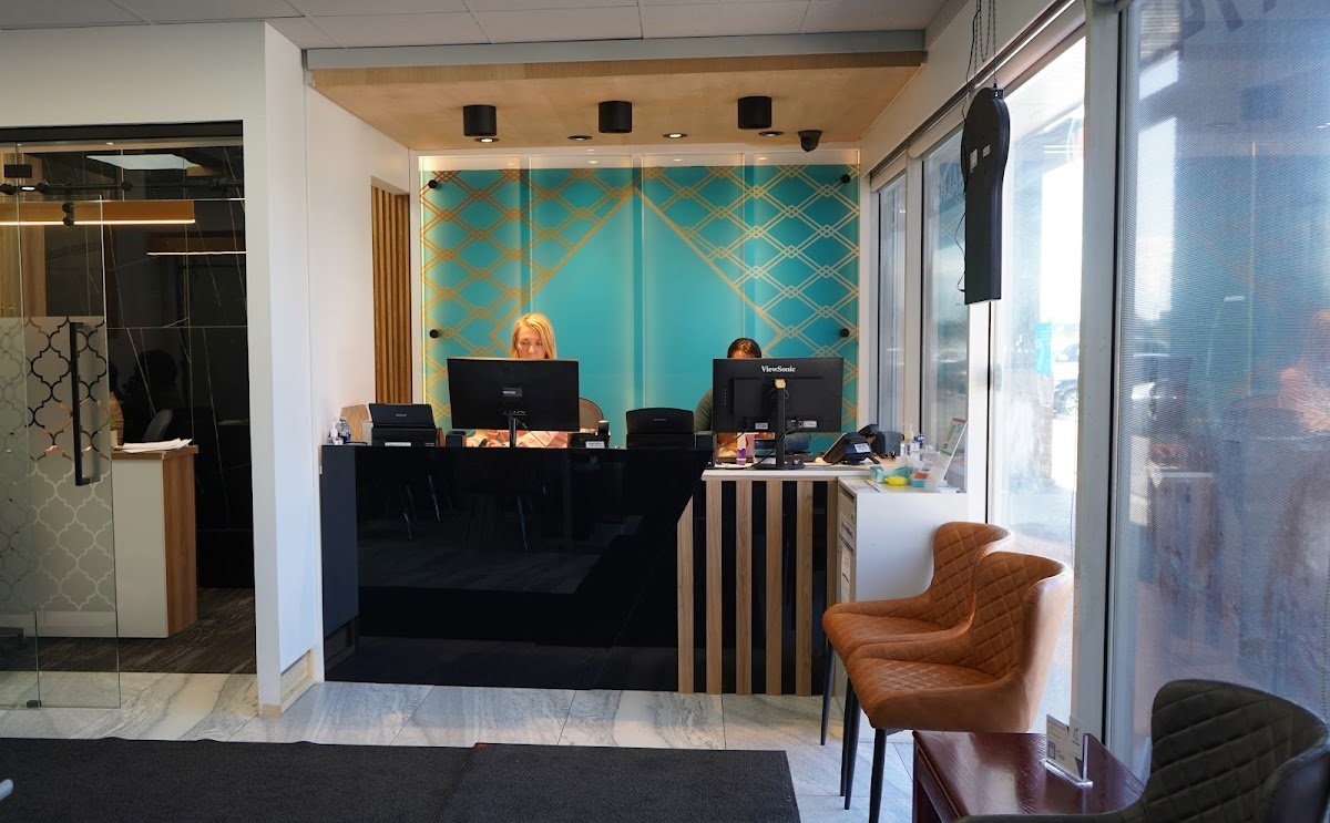 Calgary Dentist | London Square Dental Centre