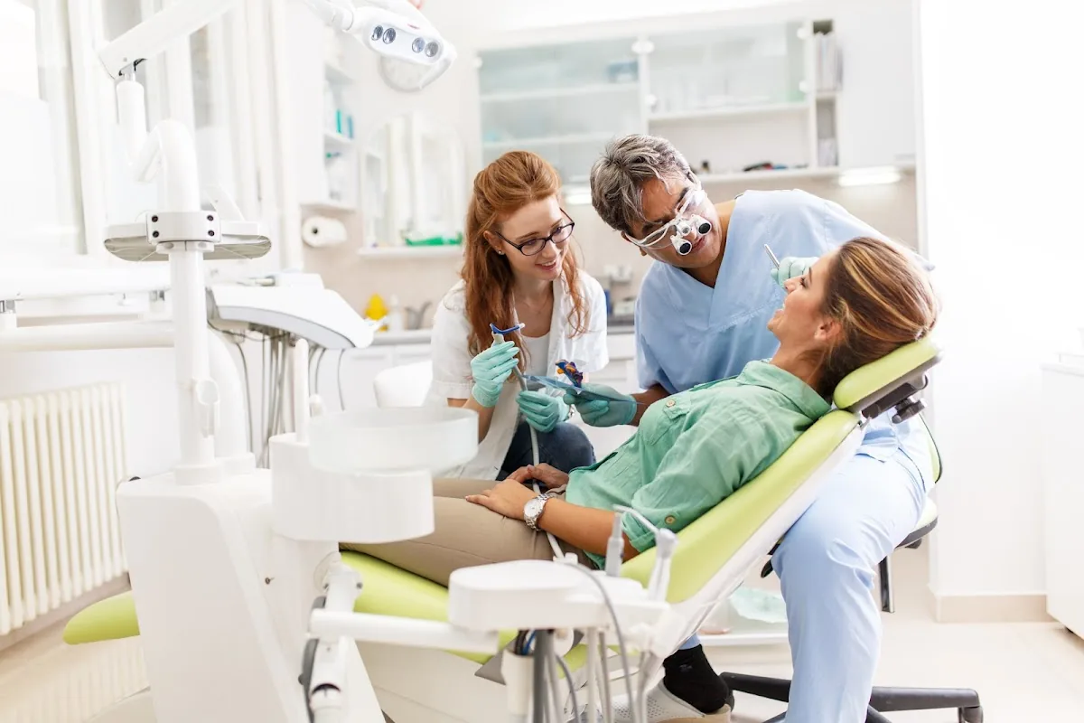 Paradise Dental Studio