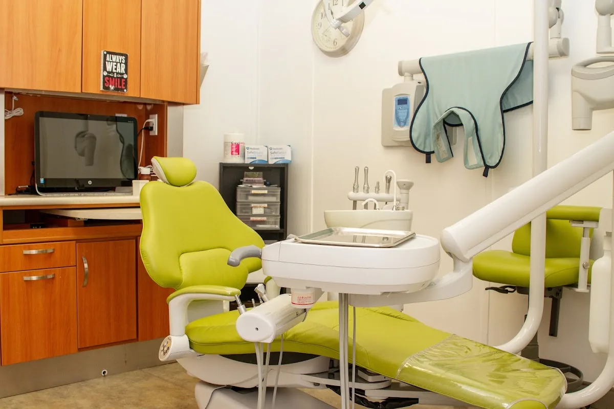 Barton Dental Hamilton photo 3