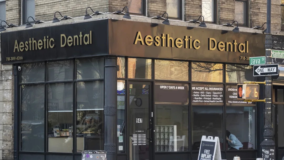 Aesthetic Dental Greenpoint Brooklyn photo 1