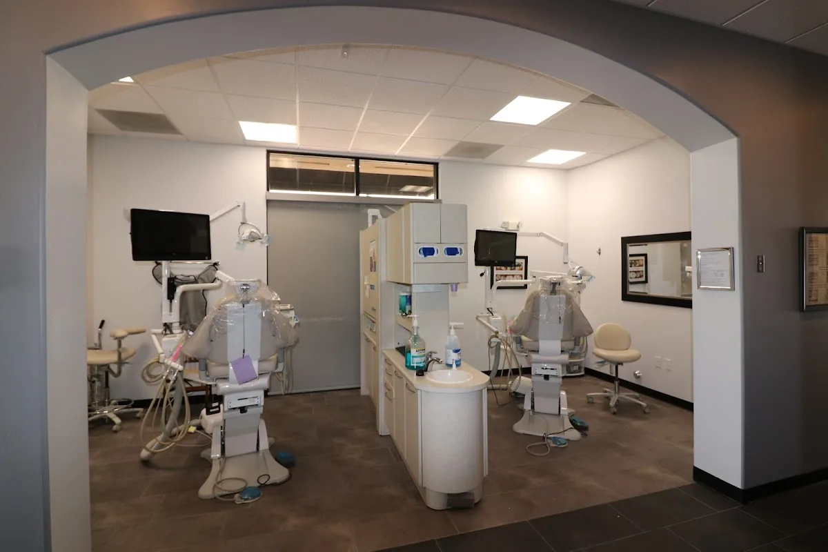 First Choice Dentistry - Dentist Bakersfield CA - Cometic Dentist in Bakersfield photo 3