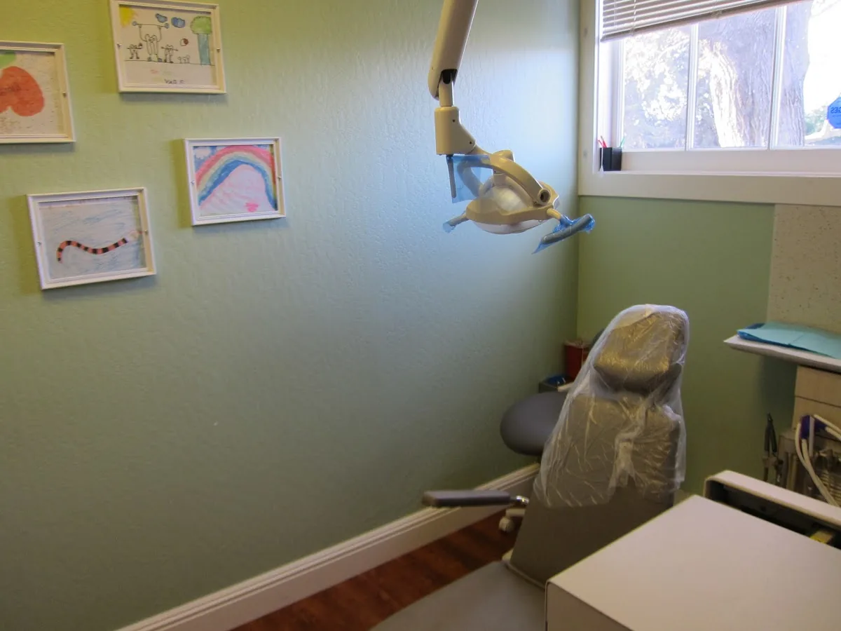 Childrens Dental Center and Big People, Too! photo 2
