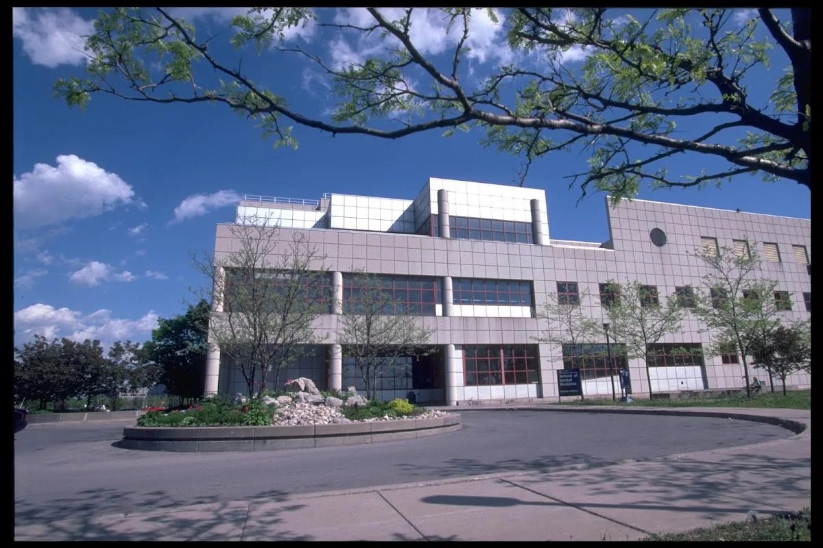 UB School of Dental Medicine / UB Dental photo 3