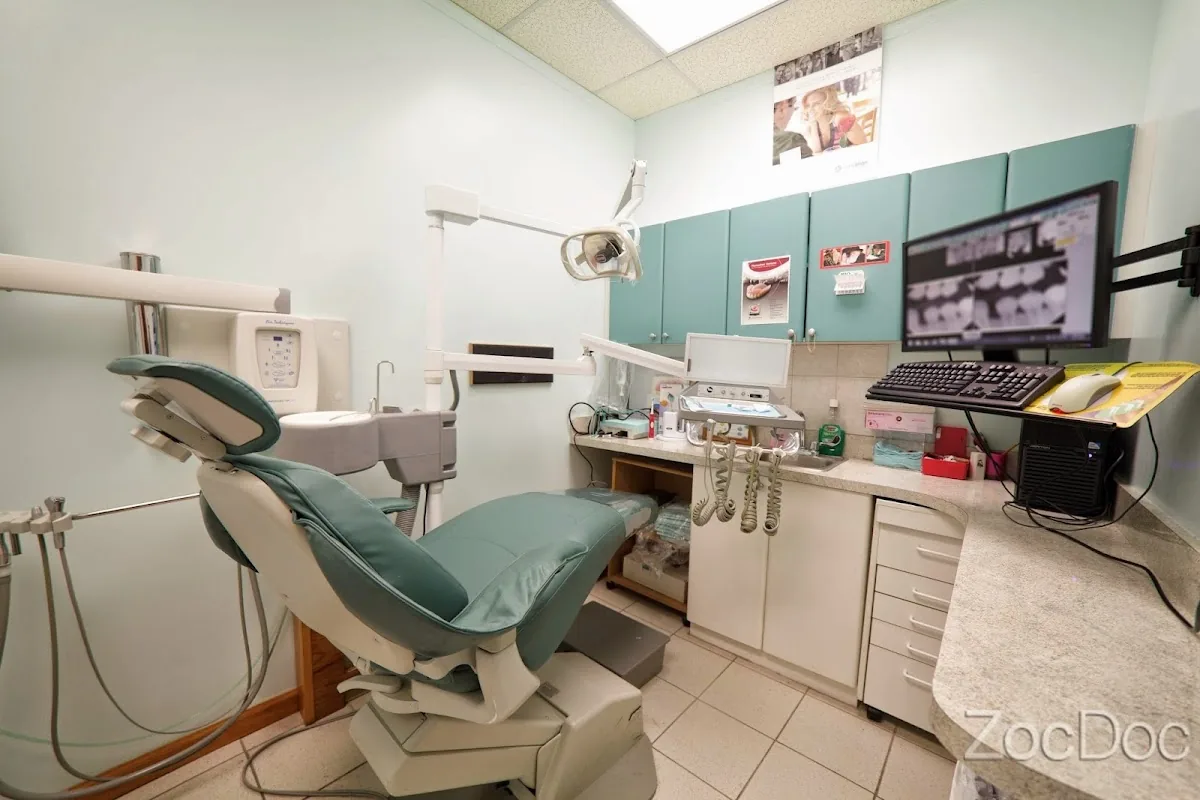 Flatbush Family Dentist - Dr. Nikolay Dayanayev photo 3