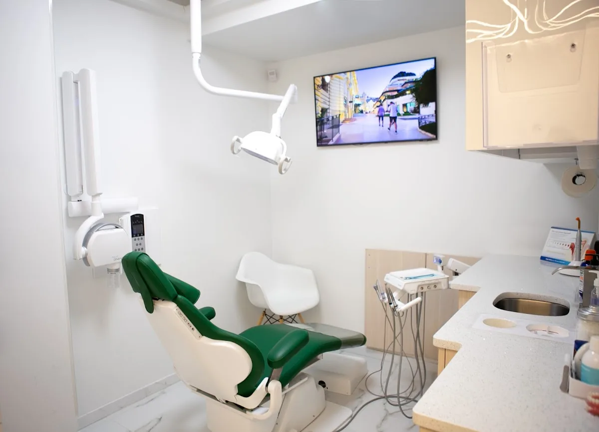 Livingart Dentistry - Brooklyn Dentist photo 2