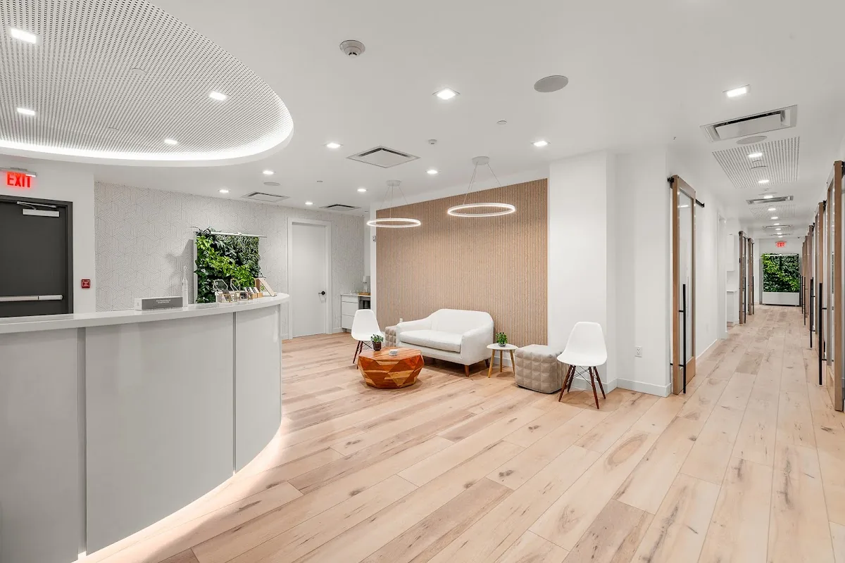 Brooklyn Mint Dental - Dr. Alice Hoang photo 2