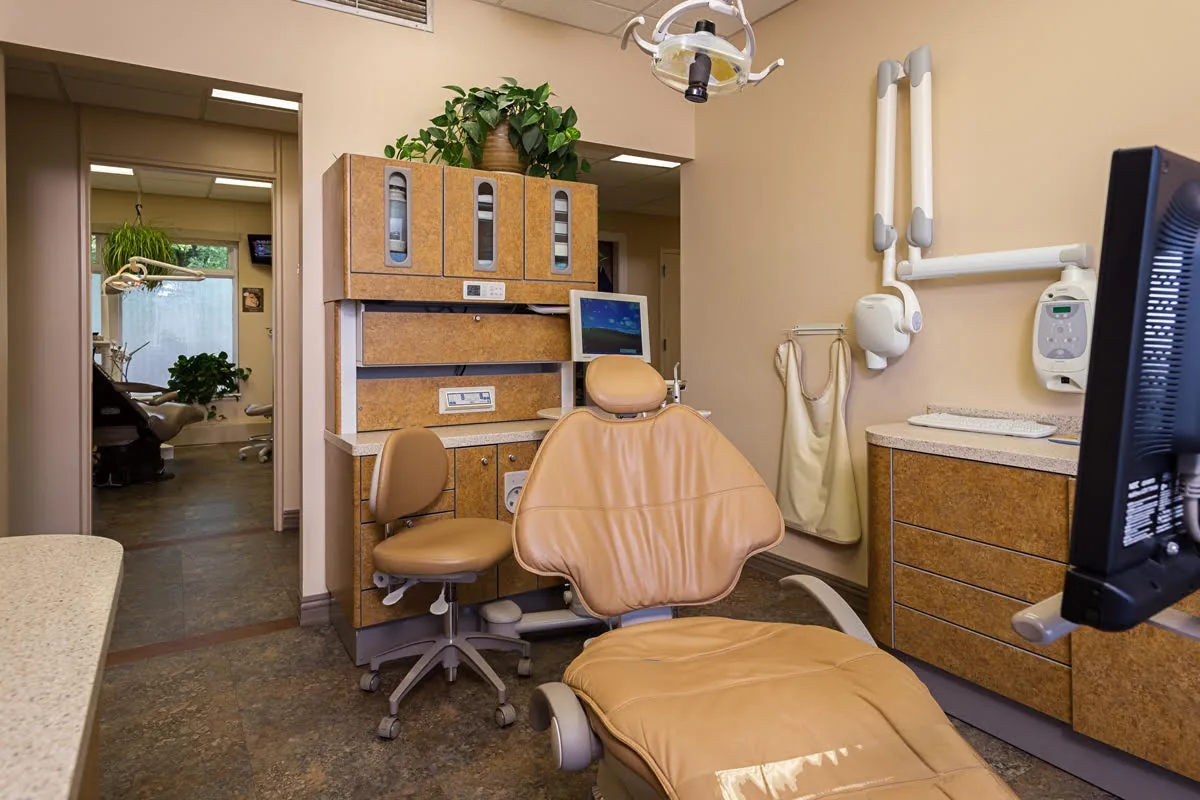Doug Lewis Dentistry photo 2