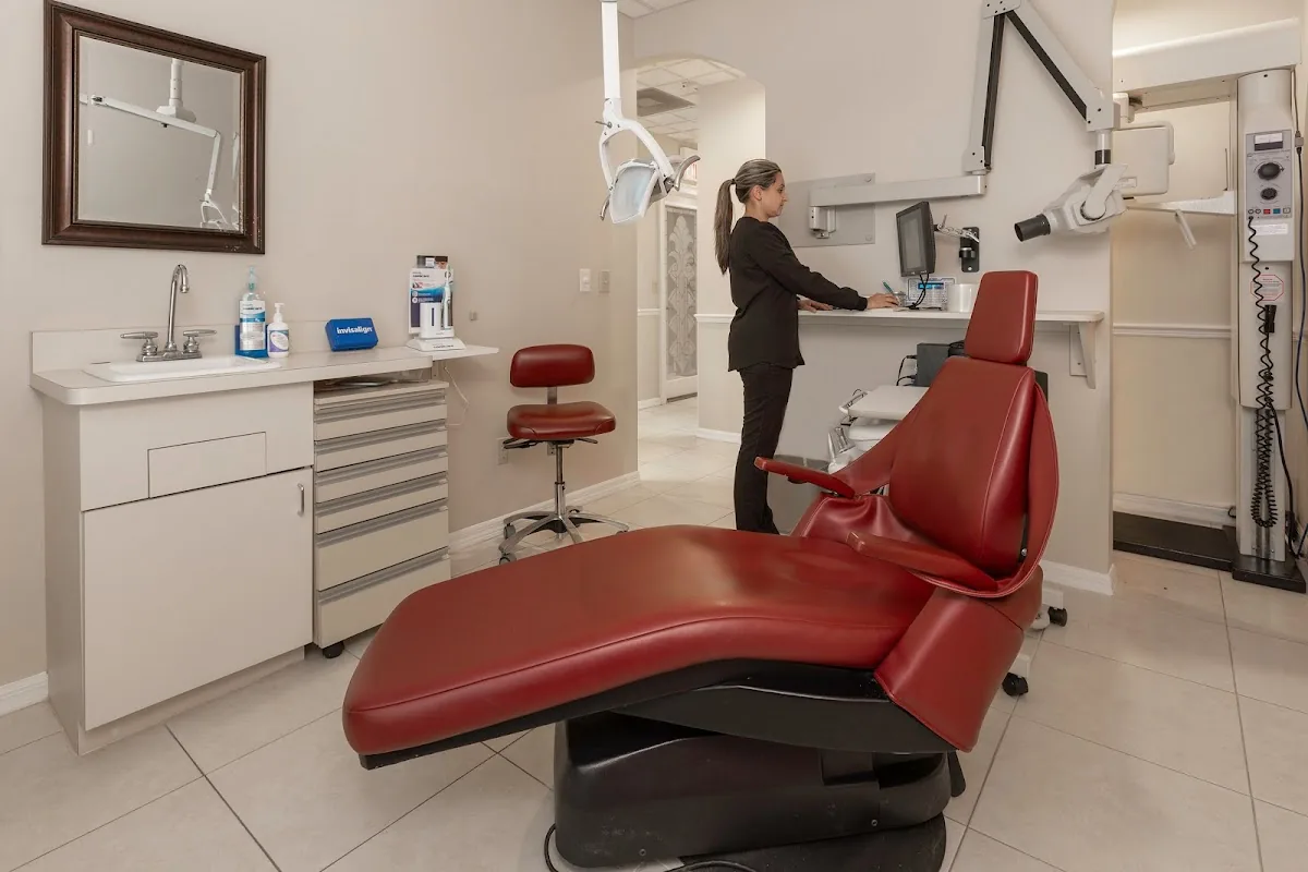 General and Cosmetic Dentistry of Tampa - Randall Diez and Michael Diez photo 5