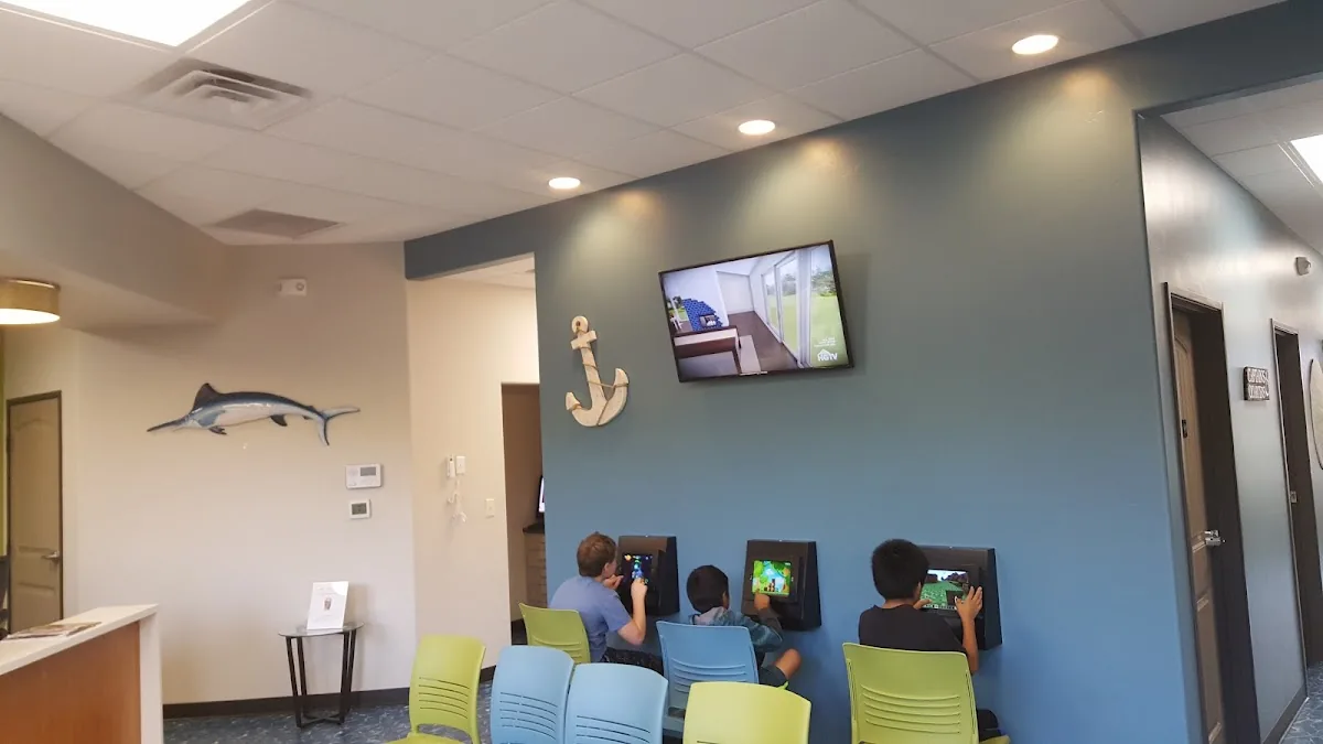 Smile Straight Orthodontics - Country Club Rd. photo 2